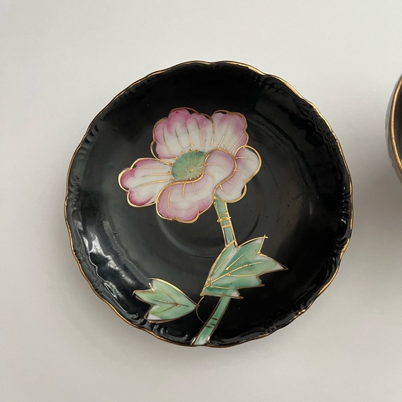 Vintage Nasco 3 Footed Lusterware Pink Flower on Black Tea cup and saucer - Picture 2 of 4